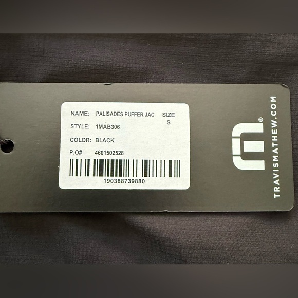 TravisMathew Palisades Puffer Jacket Black Men’s Small NWT Lightweight - Picture 7 of 12